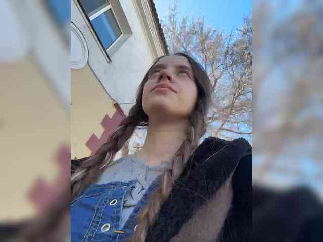 FunnyBanny0312 webcam