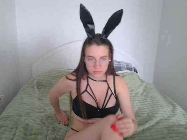 FunnyBanny0312 webcam