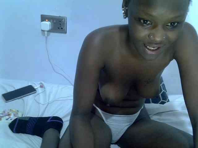 Sexypie Live Webcam on BongaCams