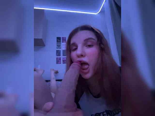 Cute_Kitten_Club webcam