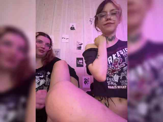 nude web chat Molly-