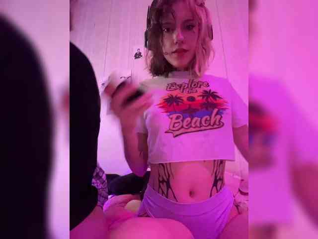 Molly- webcam