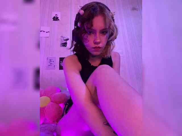 Molly- webcam