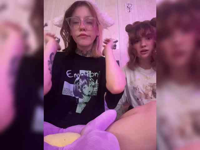 Cute_Kitten_Club webcam