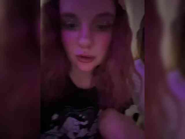 Cute_Kitten_Club webcam