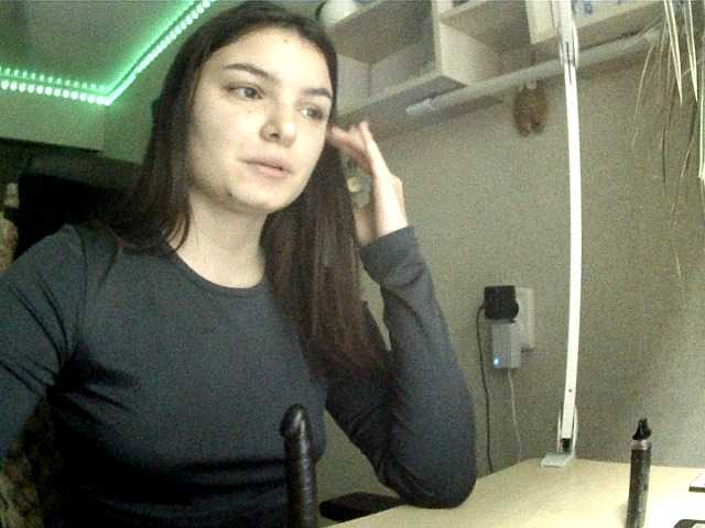 Bella1ove live cam