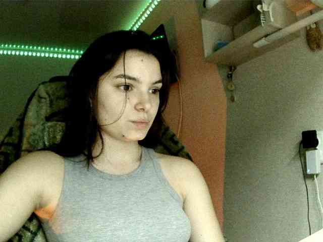 Bella1ove Live Webcam on BongaCams