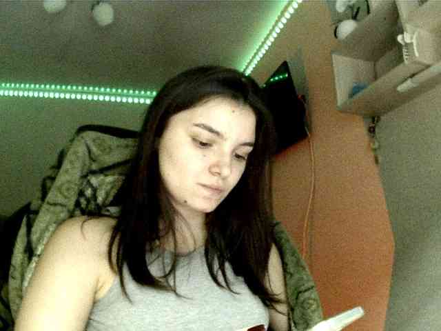 Bella1ove Live Webcam on BongaCams