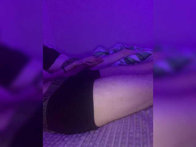 Discover kosmos2511 from BongaCams