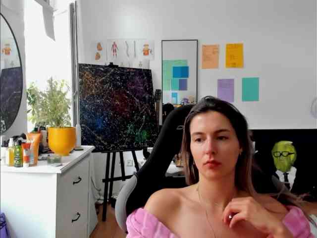 Модель: zoexxxx