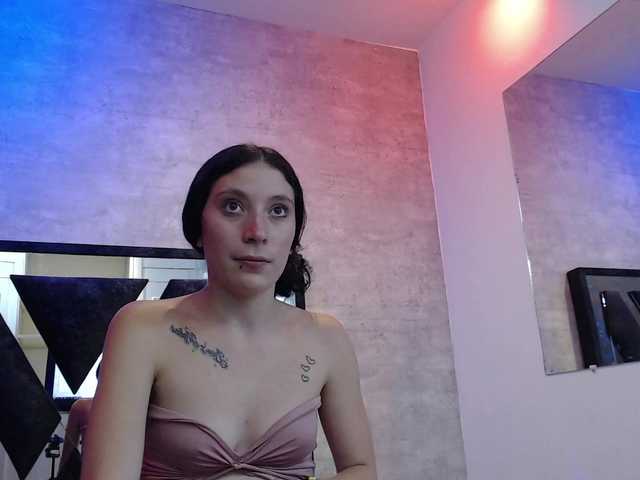  chloe-mor chat room
