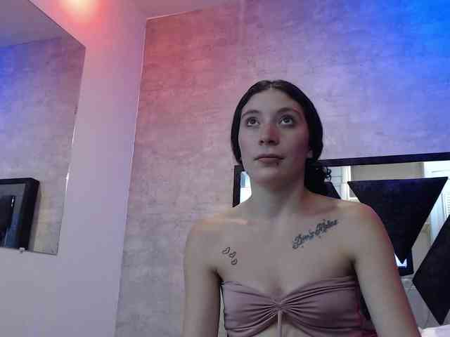 chloe-mor webcam