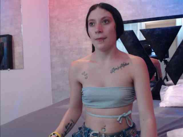 webcam striptease Chloe-mor