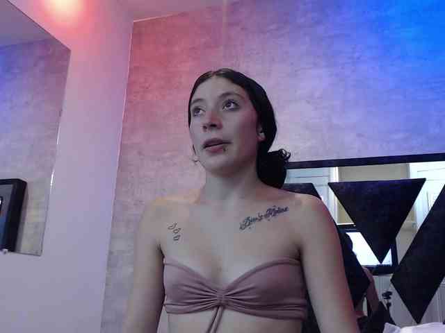 chloe-mor webcam