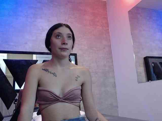 chloe-mor webcam