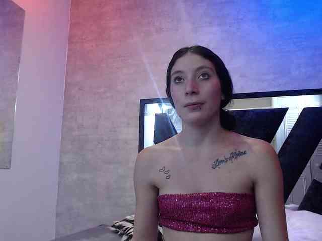 live sex chat room Chloe-mor