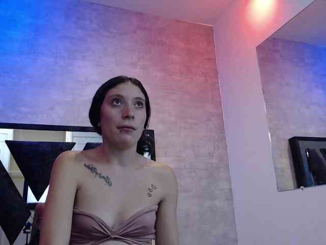chloe-mor webcam