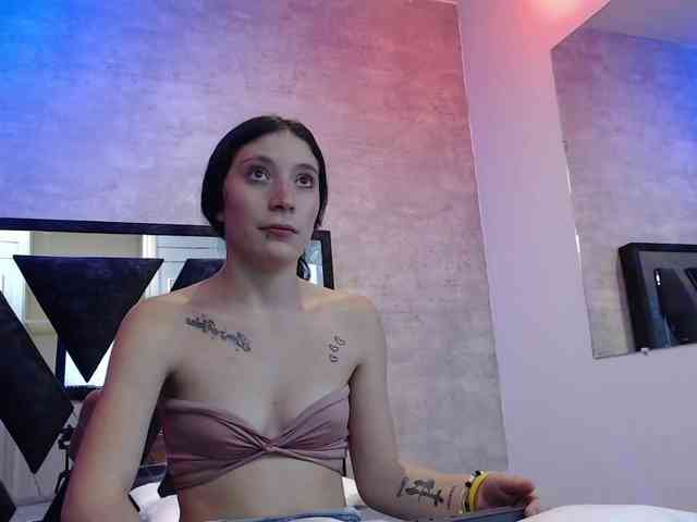 chloe-mor webcam