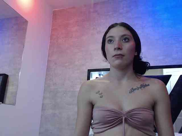 chloe-mor webcam