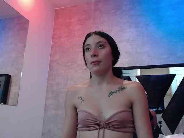 chloe-mor webcam