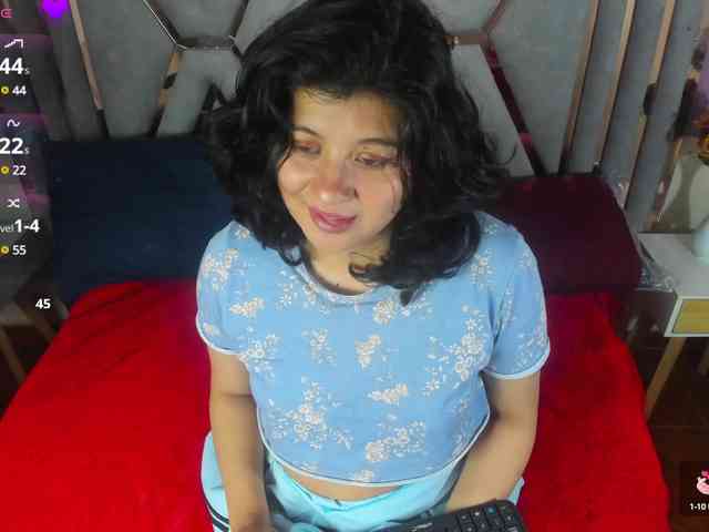 lucy-vell webcam