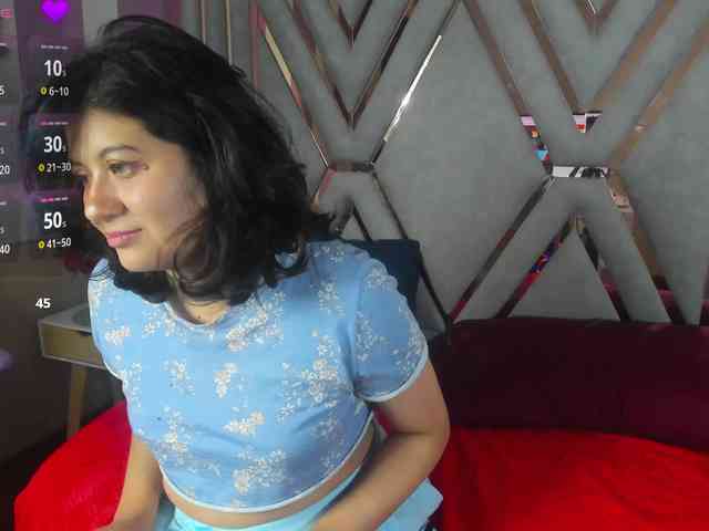 lucy-vell webcam