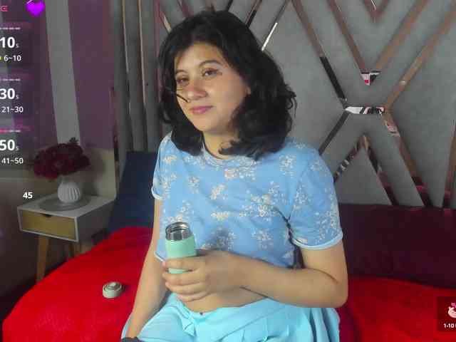 lucy-vell webcam