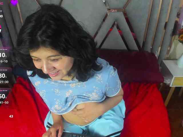 lucy-vell webcam