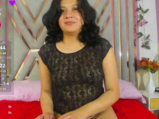 lucy-vell webcam