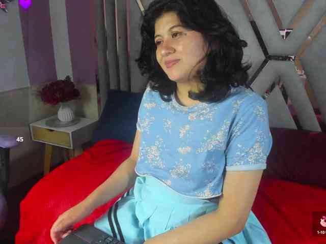 lucy-vell webcam