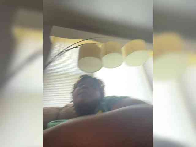 naked live chat SPONGEBOBLOVER1