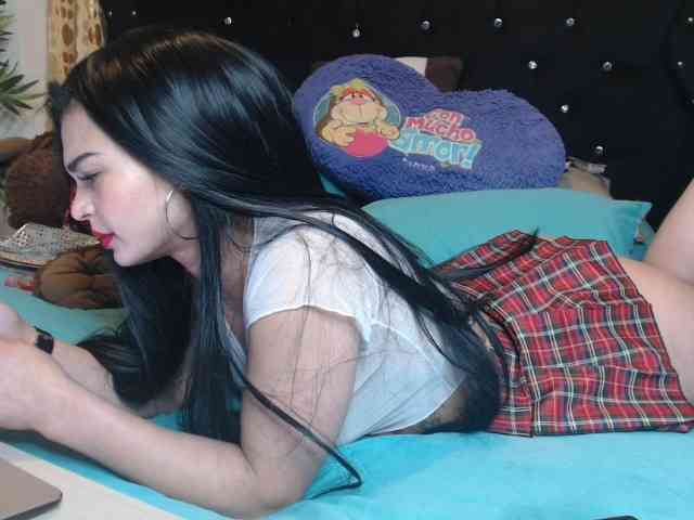 AlexaMuzazul webcam