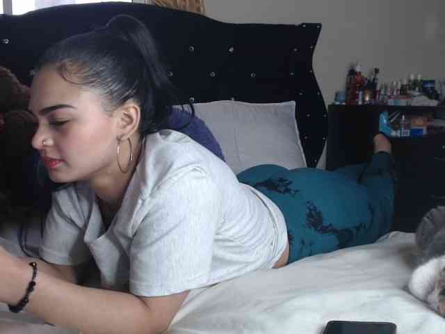 AlexaMuzazul AlexaMuzazul