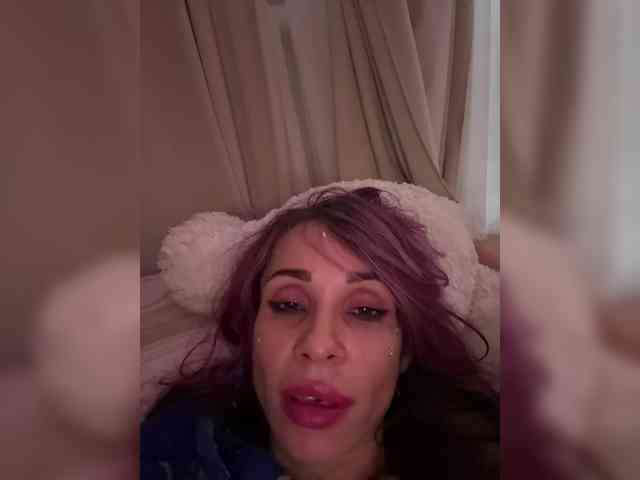 GoodGirl777 webcam