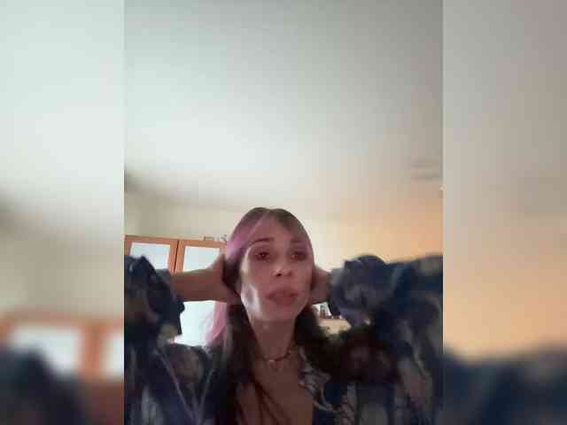 GoodGirl777 webcam