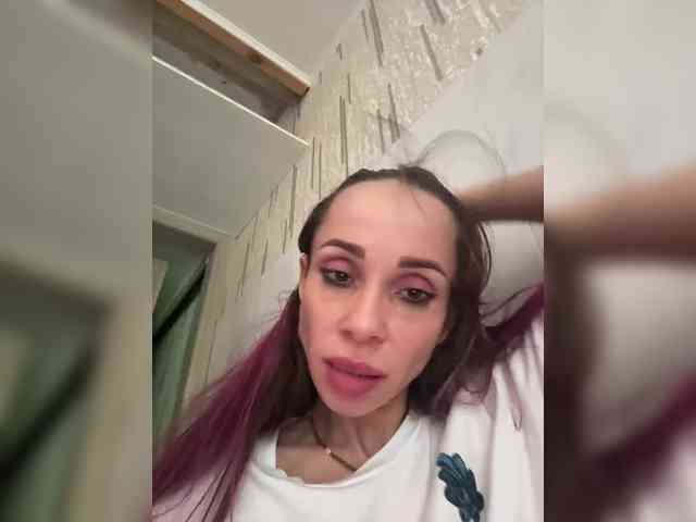 GoodGirl777 webcam