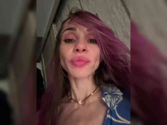 GoodGirl777 webcam