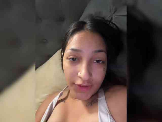 Sexylexi1 webcam