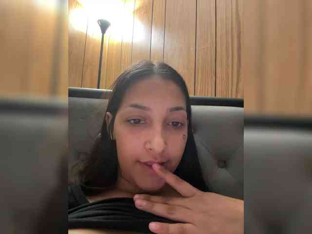 Sexylexi1 webcam