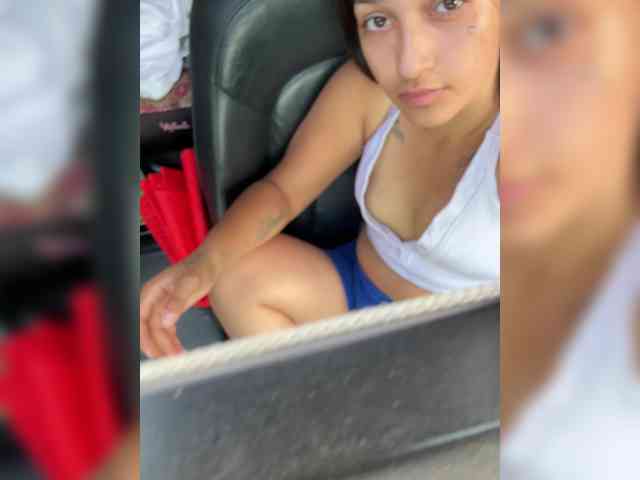 Sexylexi1 webcam