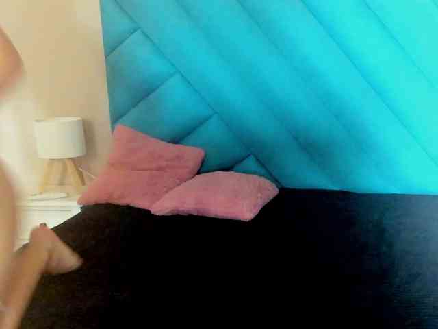 mia-melano-x webcam