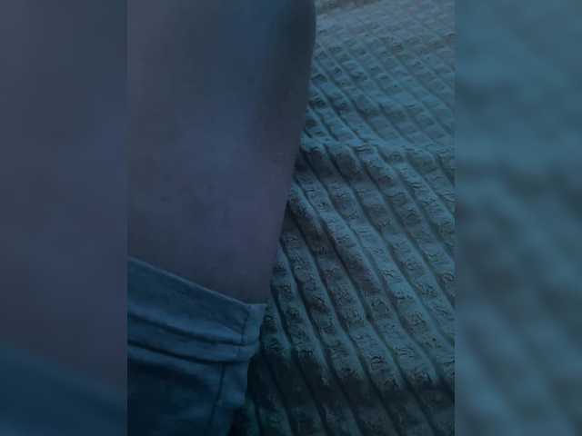MilaMil28 webcam