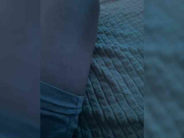 MilaMil28 webcam