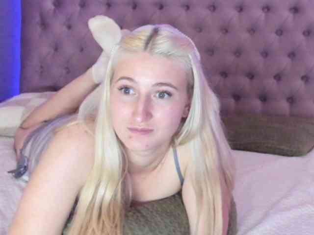 HollyTaillor webcam