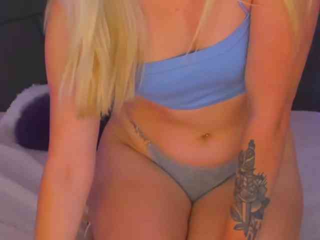 HollyTaillor webcam