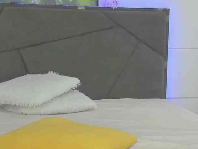 HollyTaillor HollyTaillor