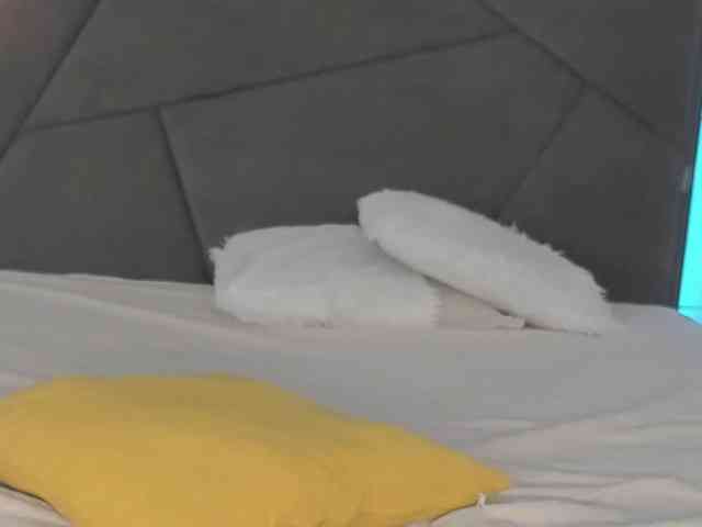 HollyTaillor HollyTaillor