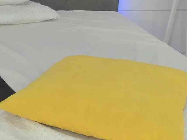 HollyTaillor HollyTaillor