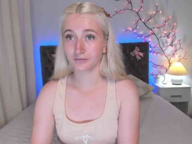 online sex cam free HollyTaillor