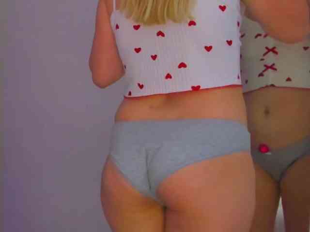HollyTaillor webcam